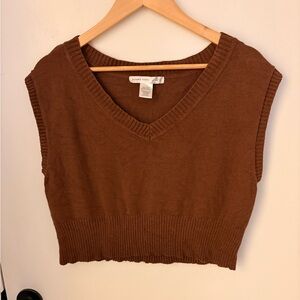 Altar’s State Cropped Sweater Vest